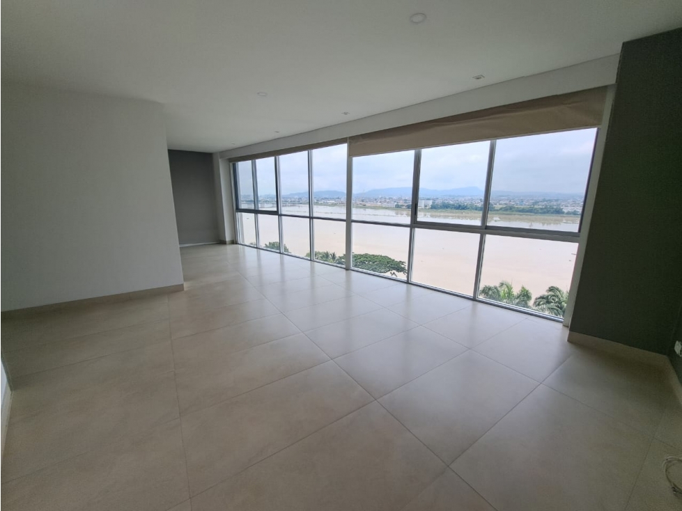 DEPARTAMENTO EXCLUSIVO VISTA AL RIO EN EDIFICIO SCALA TENIS CLUB — foto 3