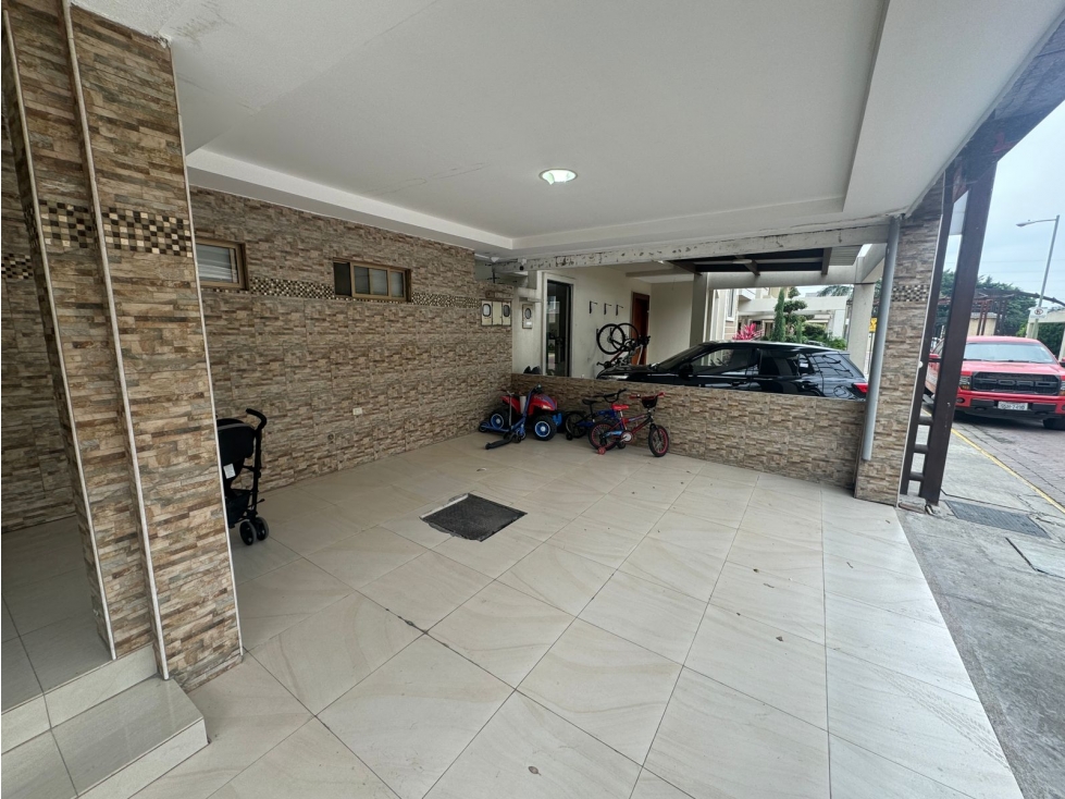 COLINAS DEL BOSQUE - 2