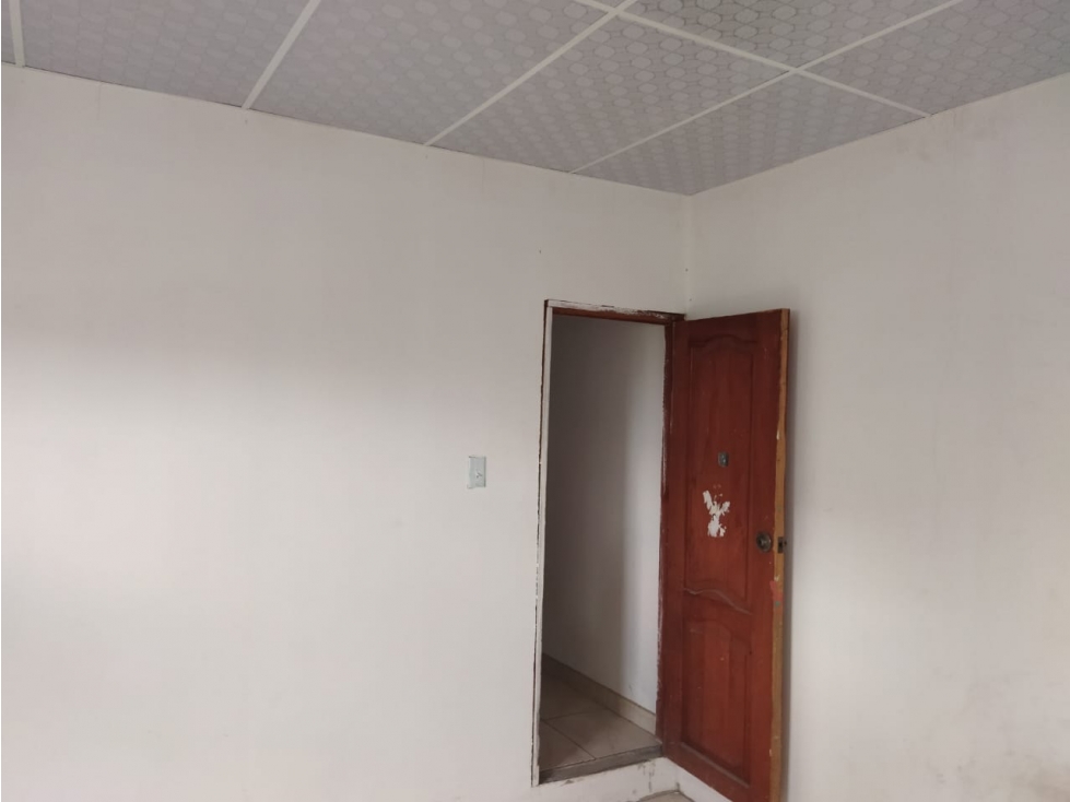 CASA RENTERA COOPERATIVA SANTIAGUITO DE ROLDOS - 5
