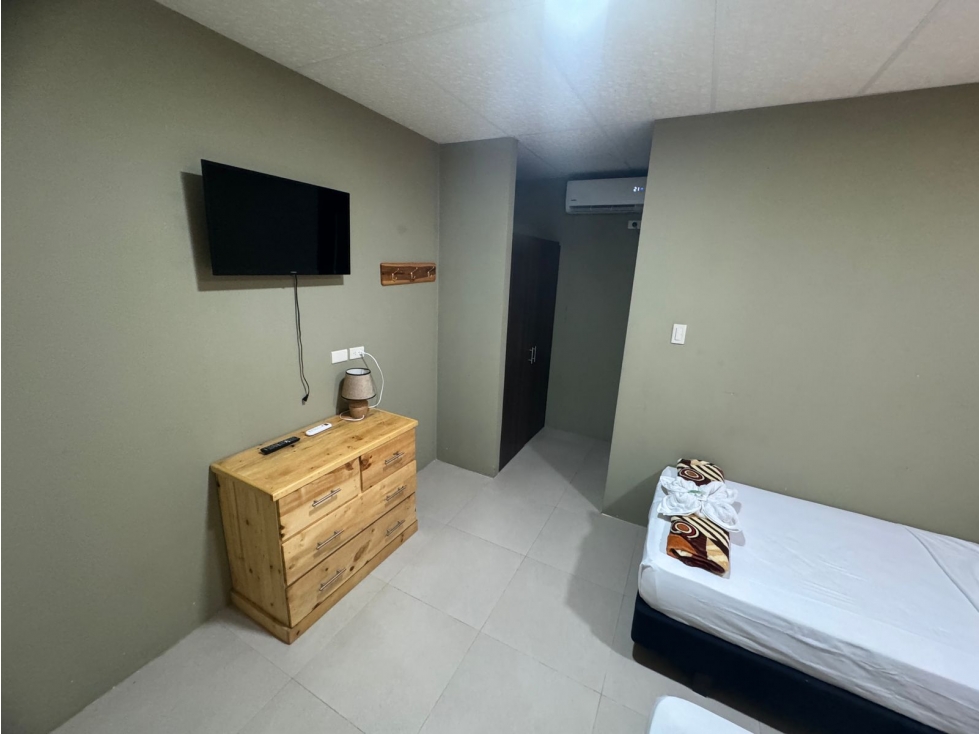 SALINAS VIA PUNTA CARNERO DOLPHIN PLAZA SUITE - 5