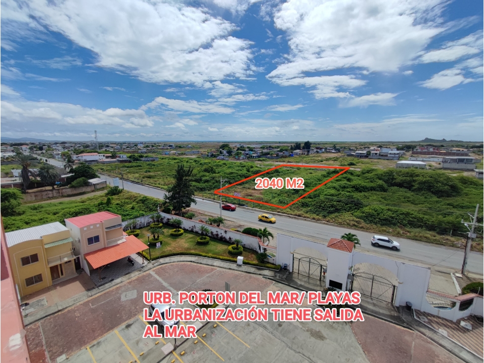 TERRENO EN AV. PRINCIPAL DE PLAYAS - 2