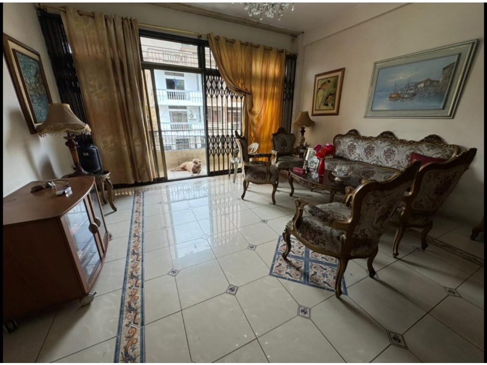 CASA RENTERA GARCIA MORENO Y EL ORO — foto 3