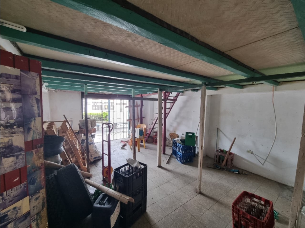 LOCAL COMERCIAL ACACIAS - 4