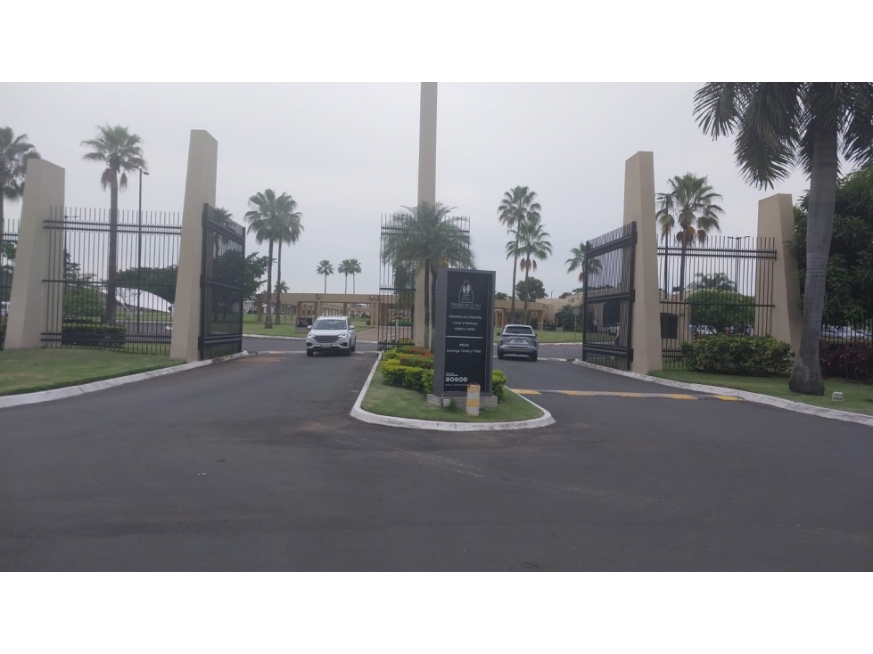 LOTE TRIPLE EN PARQUE LA PAZ - 1