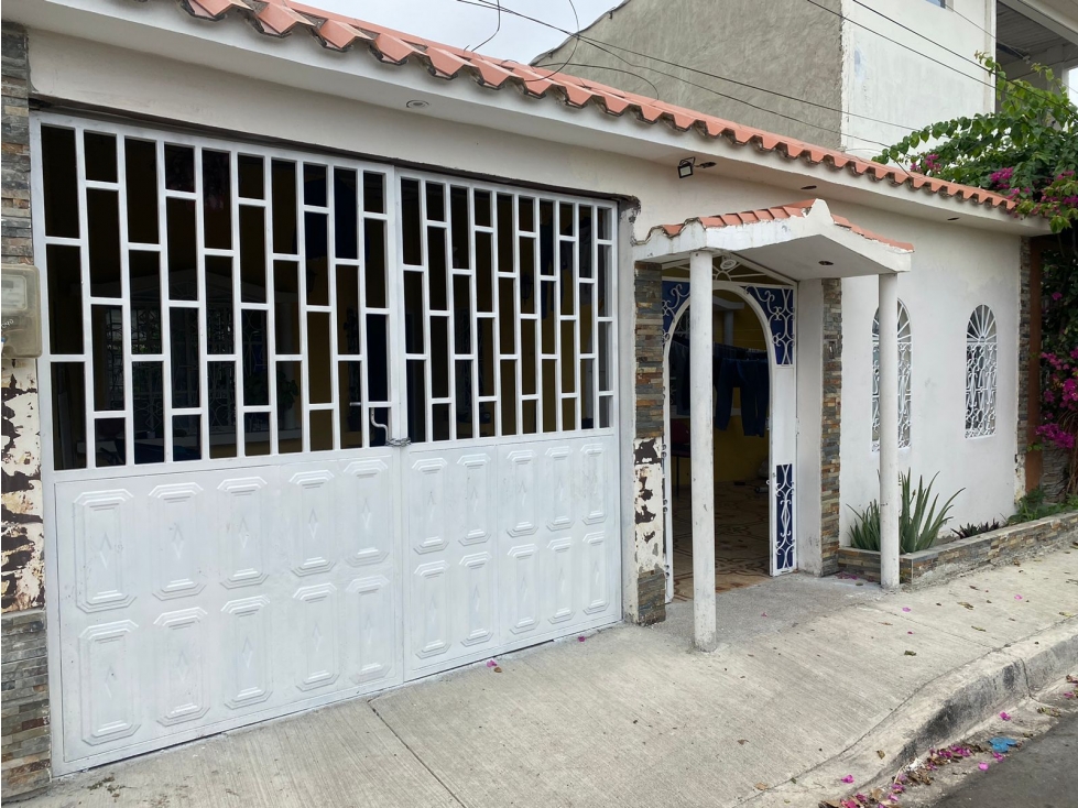 PROPIEDAD EN LA LIBERTAD BARRIO JOSE TAMARIZ MORA - 1