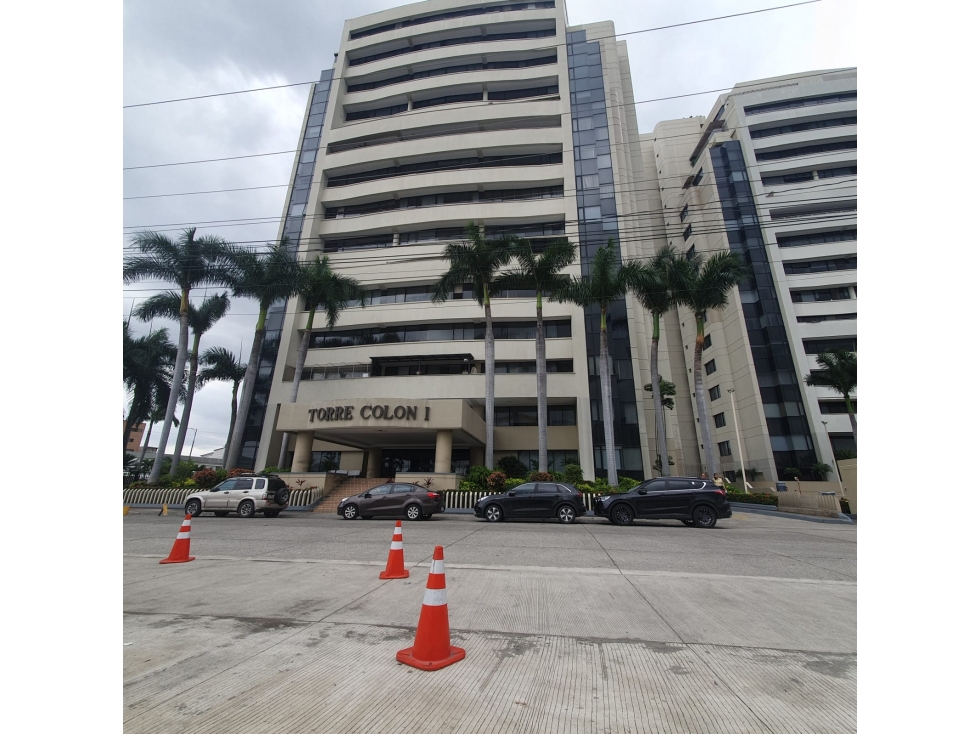 SUITE AMOBLADA EN HILTON COLON TORRE 1