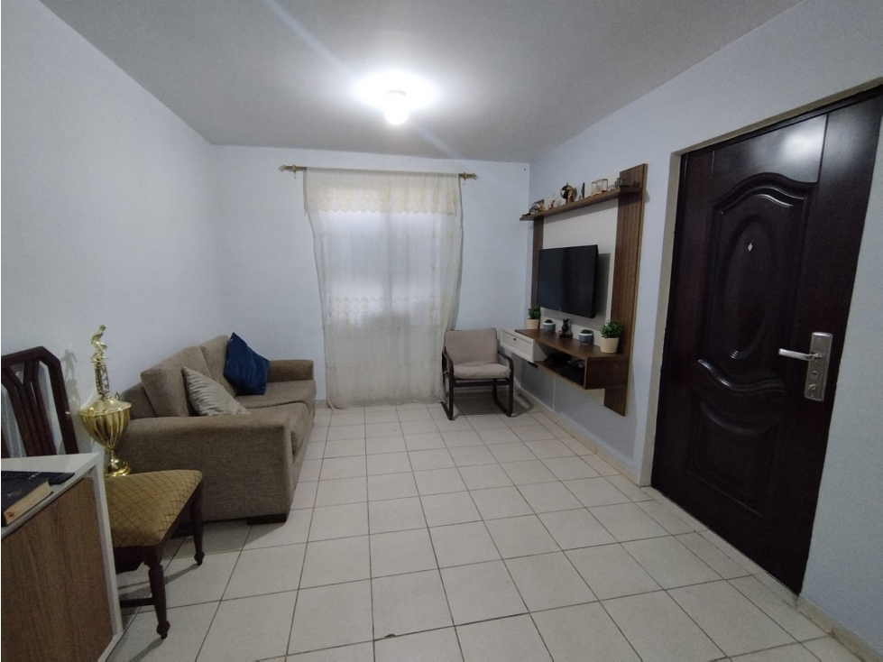 MUCHO LOTE 2 URBANIZACION SEGOVIA — foto 4