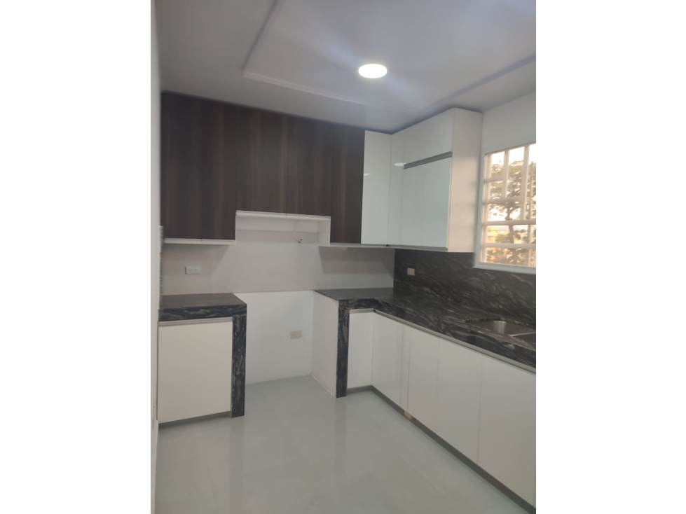 DEPARTAMENTO EN BARRIO DEL CENTENARIO - 5