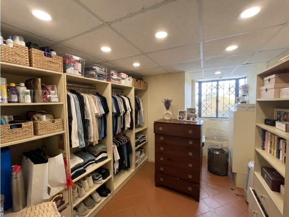 SE VENDE CASA DE 2 PISOS EN GUAYACANES - 4