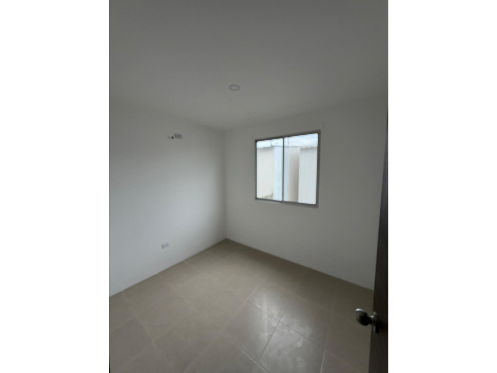 CASA DE ESTRENO EN VILLA GERANIO VIA CHONGON — foto 2
