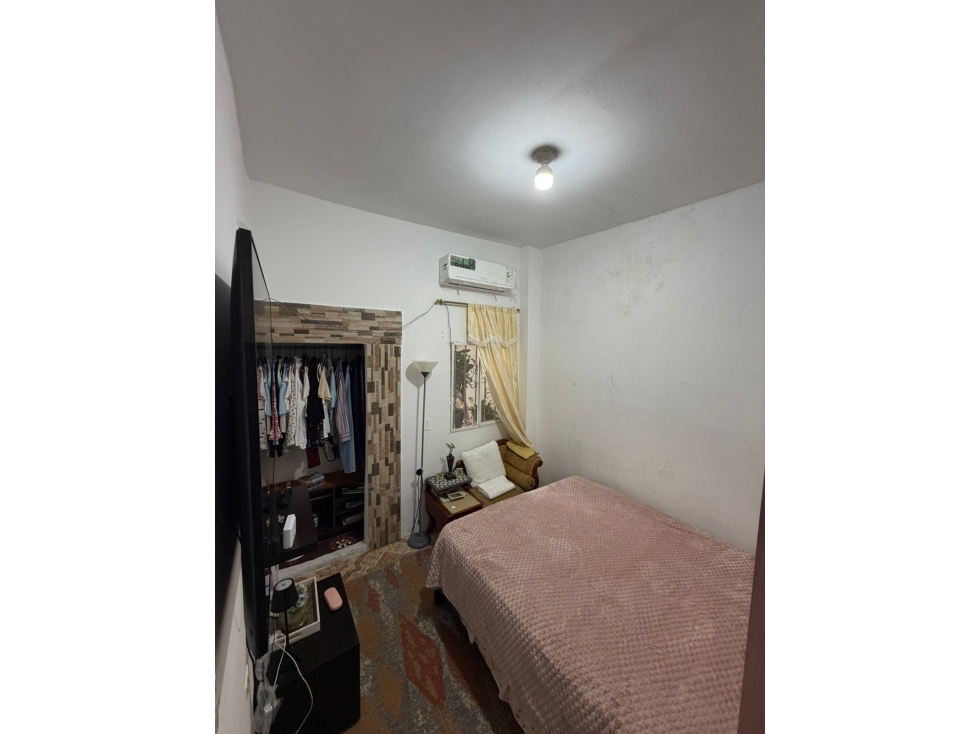 PROPIEDAD EN LA 37 Y FRANCISCO SEGURA — foto 4