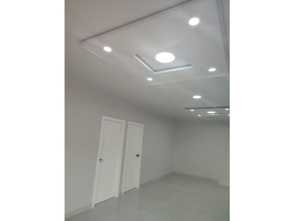 DEPARTAMENTO EN BARRIO DEL CENTENARIO - 1