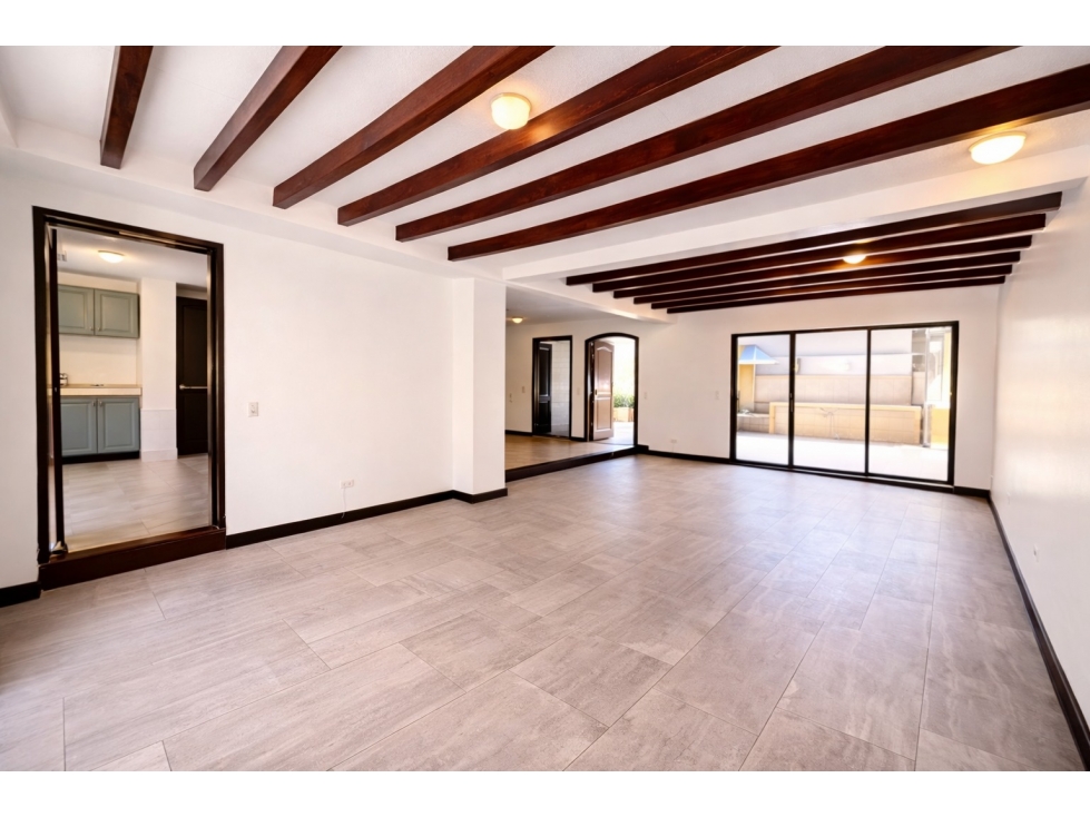 Casa de 265m2 en venta en Cumbayá cerca de USFQ y Paseo San Francisco