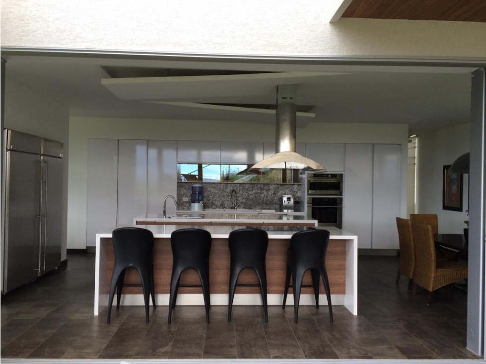 Casas de Lujo de arriendo Cumbayá Pachosalas Urbanización Premium - 2