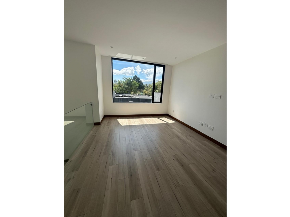 Casas de lujo en Puembo: 3 dormitorios, jardín y estreno listas — foto 5