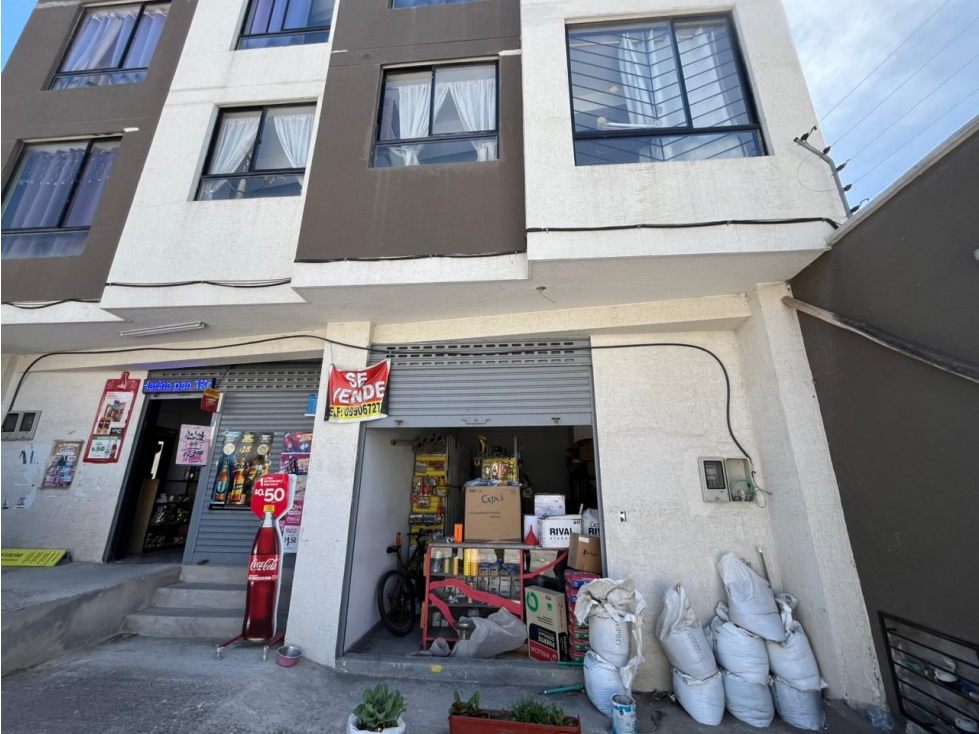 VENTA DE OPORTUNIDAD LOCAL COMERCIAL 33 m² CALDERÓN - 3