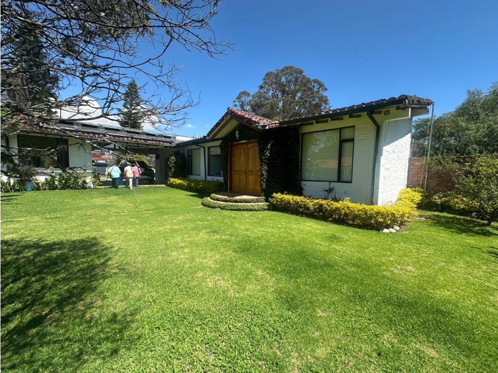 Casa con piscina y suite Auqui Chico Cumbayá | Innova Real — foto 6