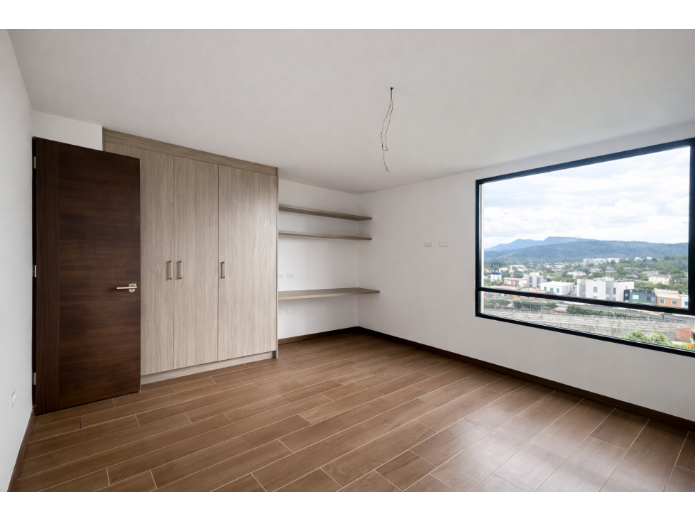 Casa con jardin y terraza en venta en Tumbaco La Viña Alta - 5