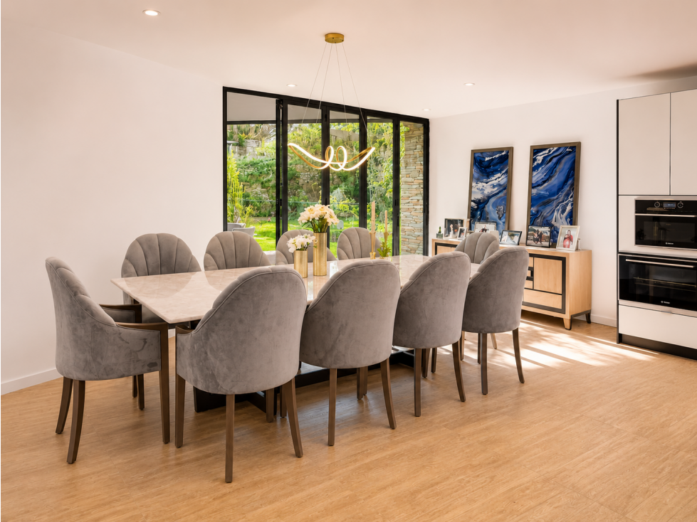 Rento Departamento amoblado en Cumbayá con jardín y 4 habitaciones — foto 5