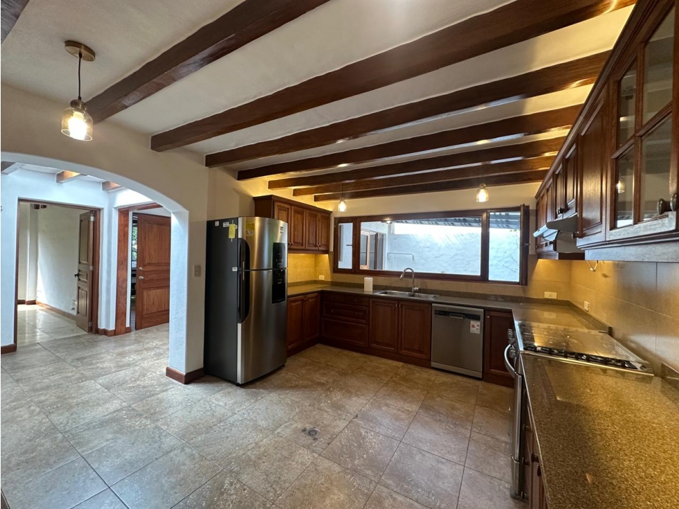 Casa Rústica en Venta en Ecuador | Estilo Europeo Cumbayá, Quito — foto 5