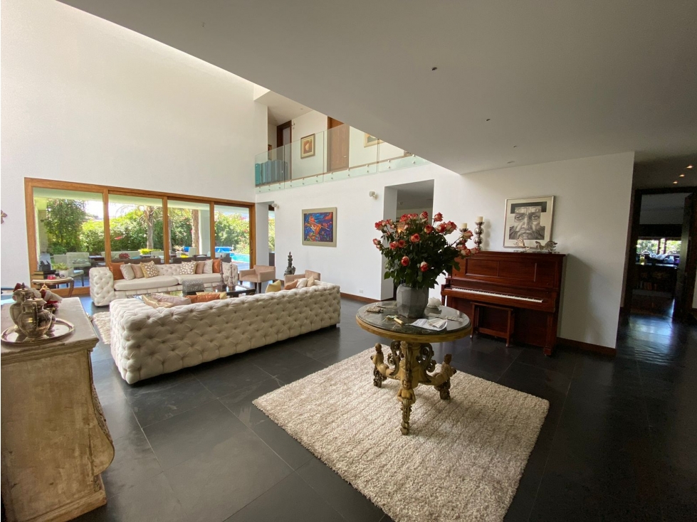 Casa de lujo en Cumbayá con piscina, cine, ascensor en Venta — foto 5