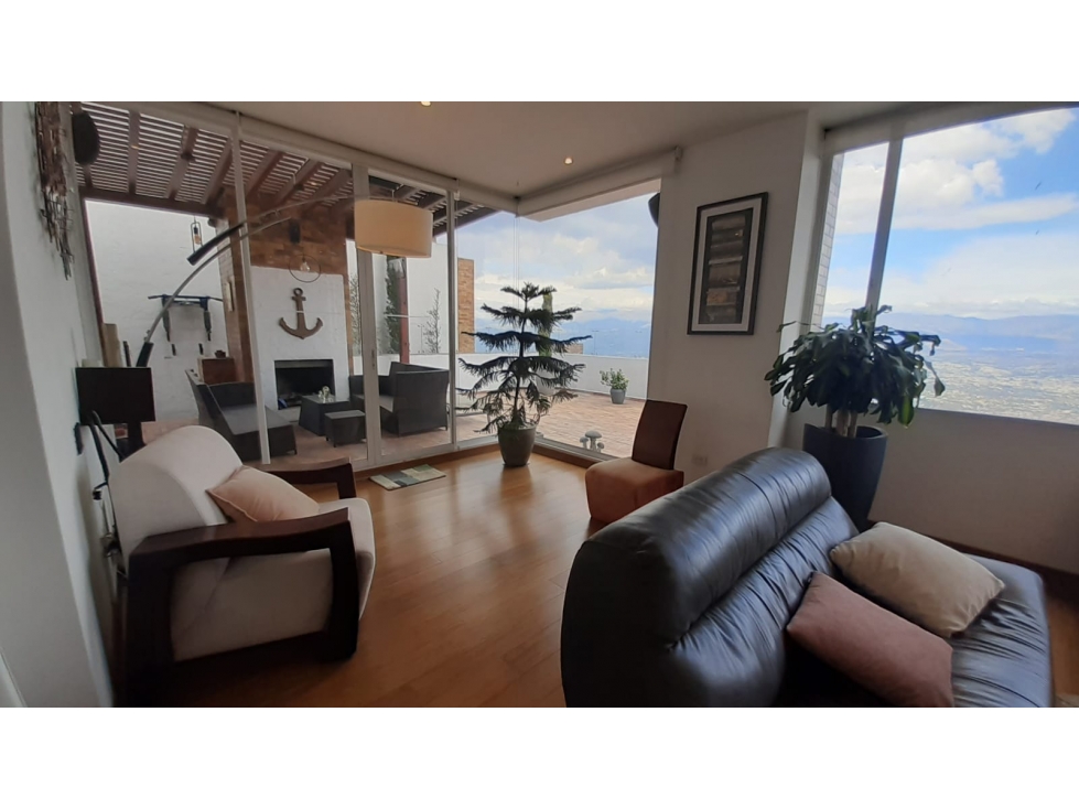 Departamento Dúplex en Venta Monteserrín, Terrazas del Moral, Quito
