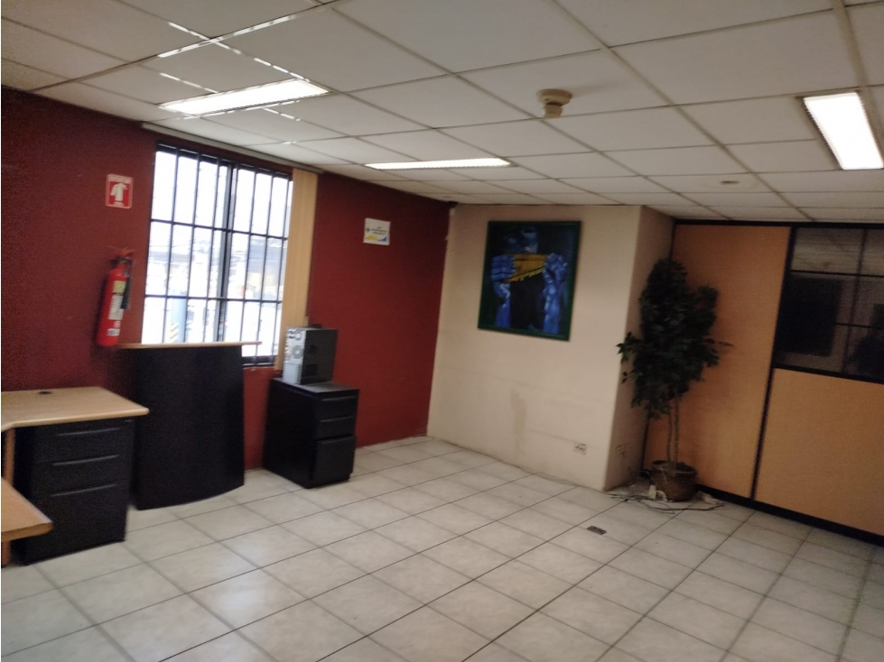 Venta y Renta de Galpón Industrial en Quito Ideal para Empresarios - 4