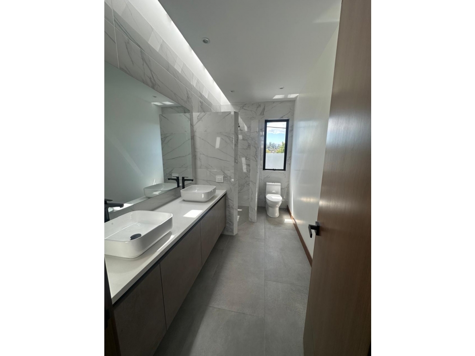 Casas de lujo en Puembo: 3 dormitorios, jardín y estreno listas — foto 6