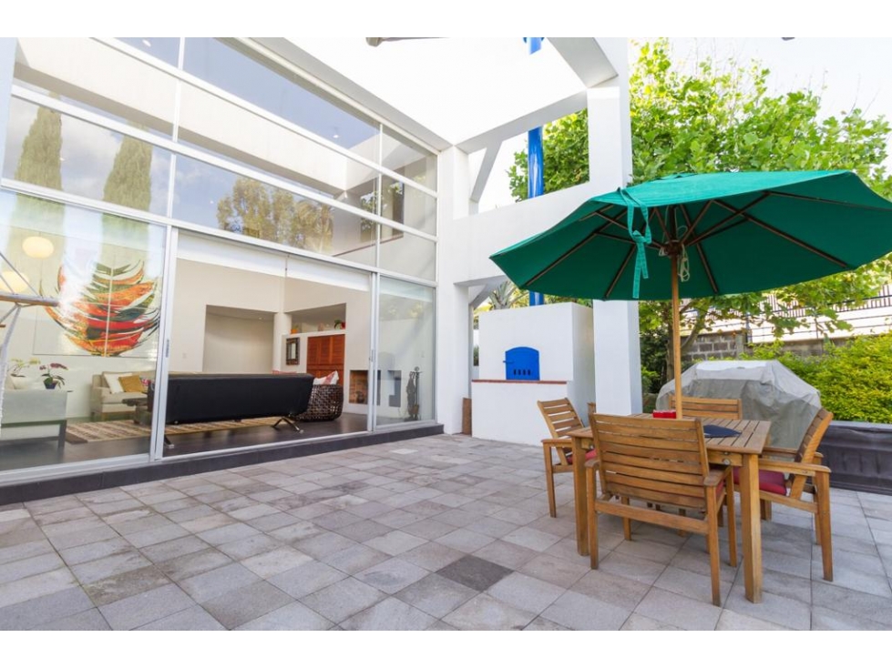 Casa de lujo en venta Rancho San Francisco Cumbayá jardín 500m² — foto 4