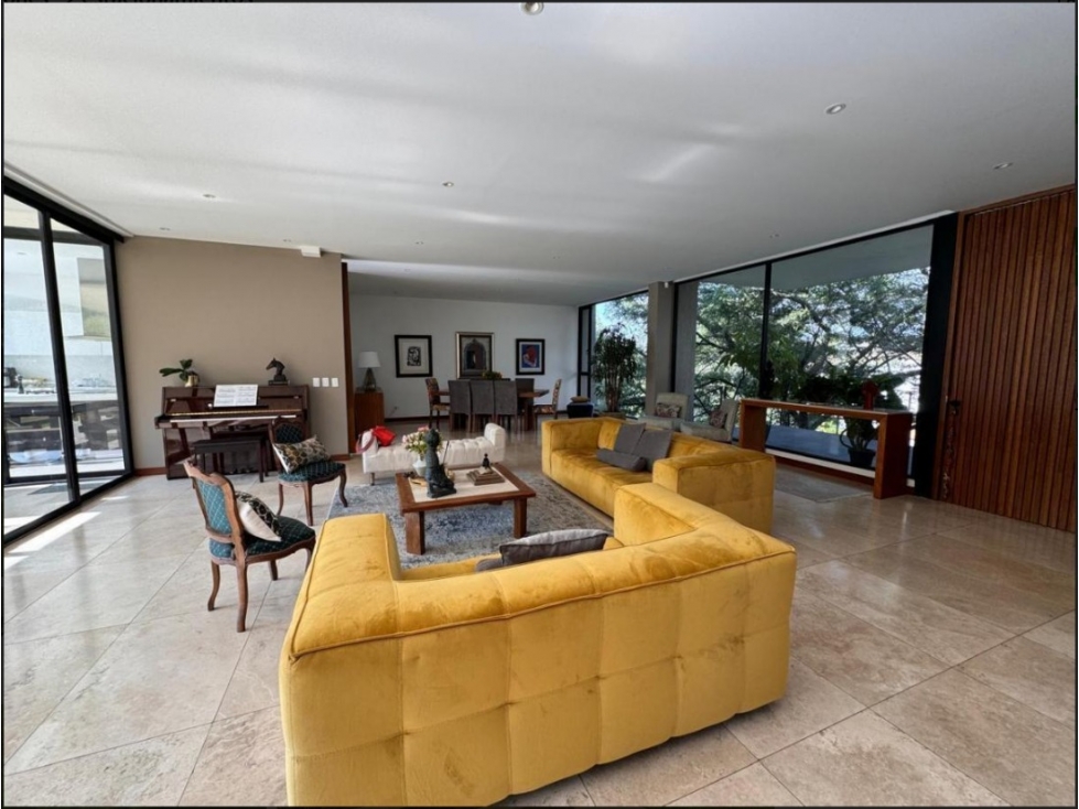 Casa de Lujo en Venta Urb. Arrayanes, Puembo, Jardín + Máster en PB — foto 3