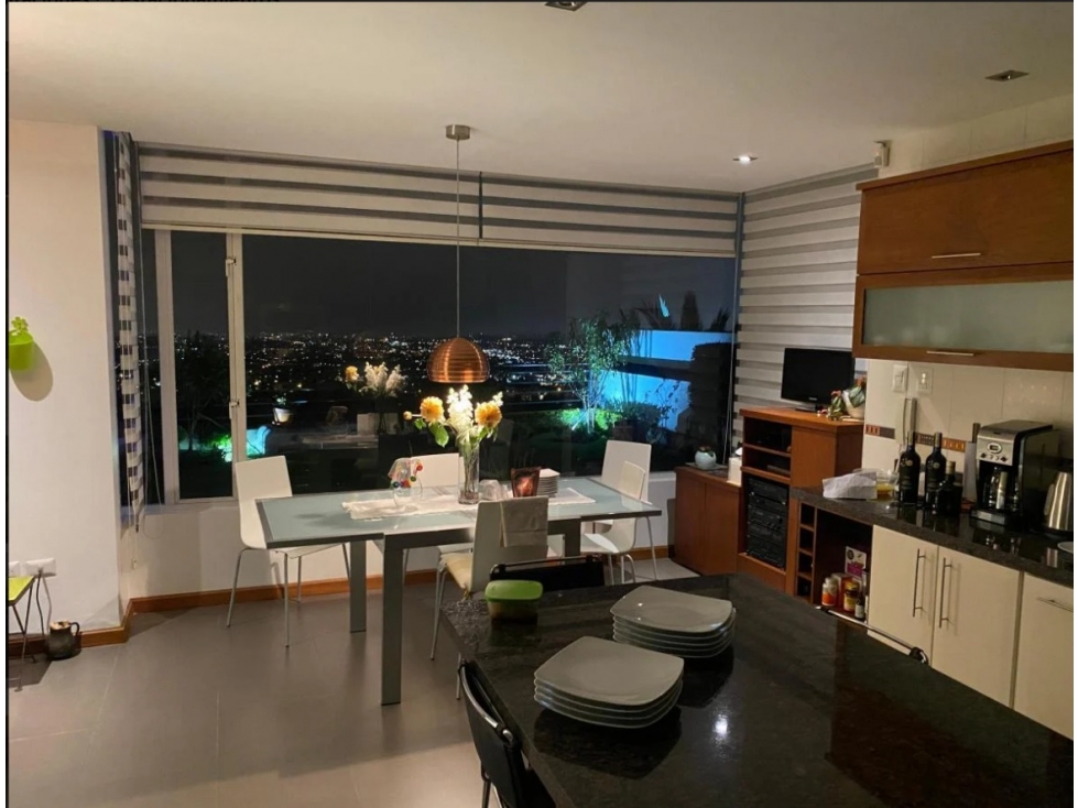 Casa de Lujo en Venta Vista Grande, Cumbayá | Vista Panorámica — foto 6