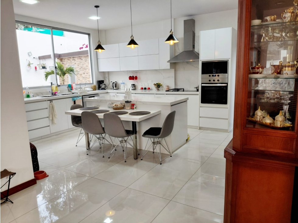 Casa en venta Nayón Tanda Quito 3 dormitorios piscina jardín — foto 5
