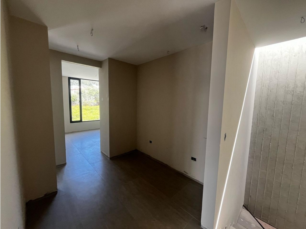 Casa moderna con jardín Yanazarapata Cumbayá | Innova Real Estate — foto 6
