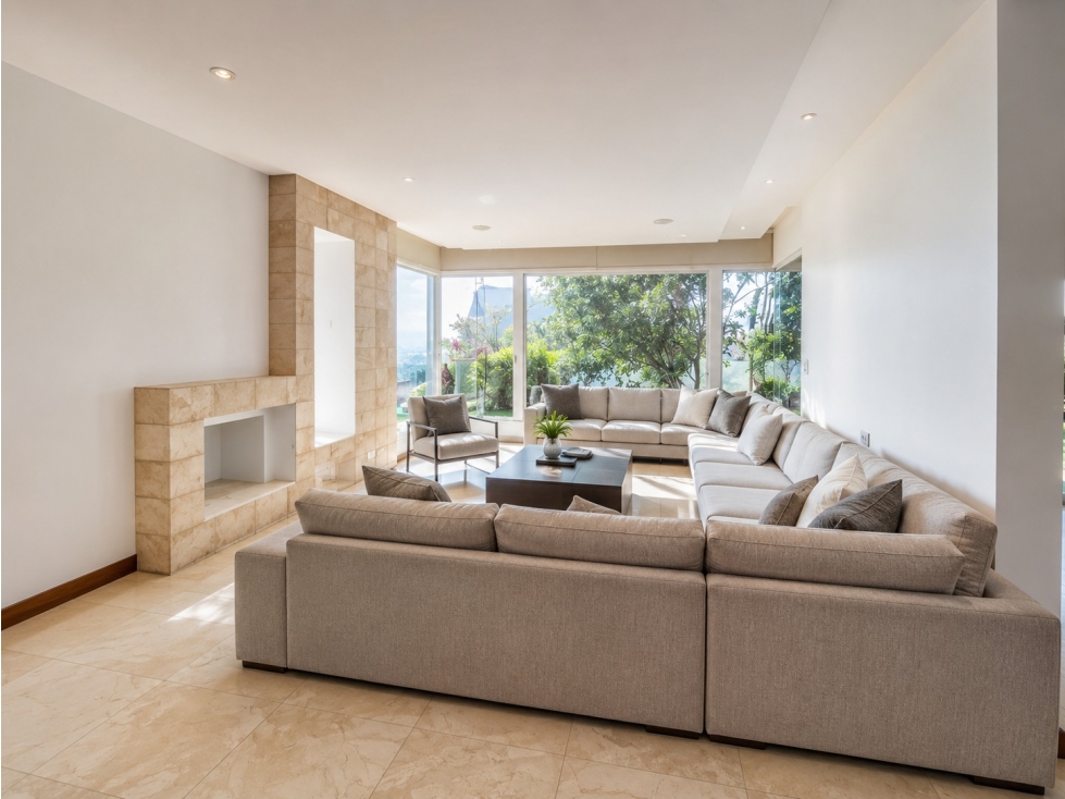 Alquiler Casa de Lujo, Rancho San Francisco, Cumbayá, Quito, 5 Dor — foto 3