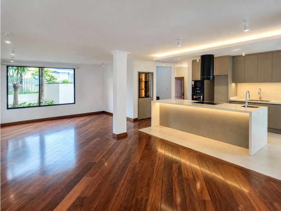 Casa de 232,68m² en arriendo en Cumbaya Vista Hermosa con jardín - 6