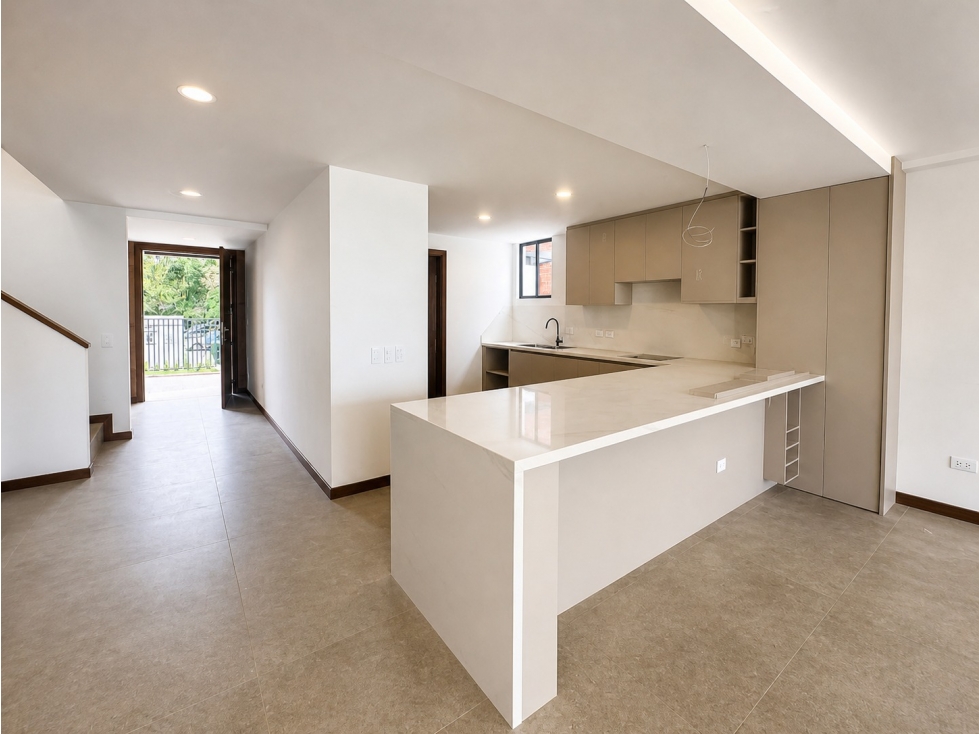 Casa de estreno de Venta en Tumbaco - 2