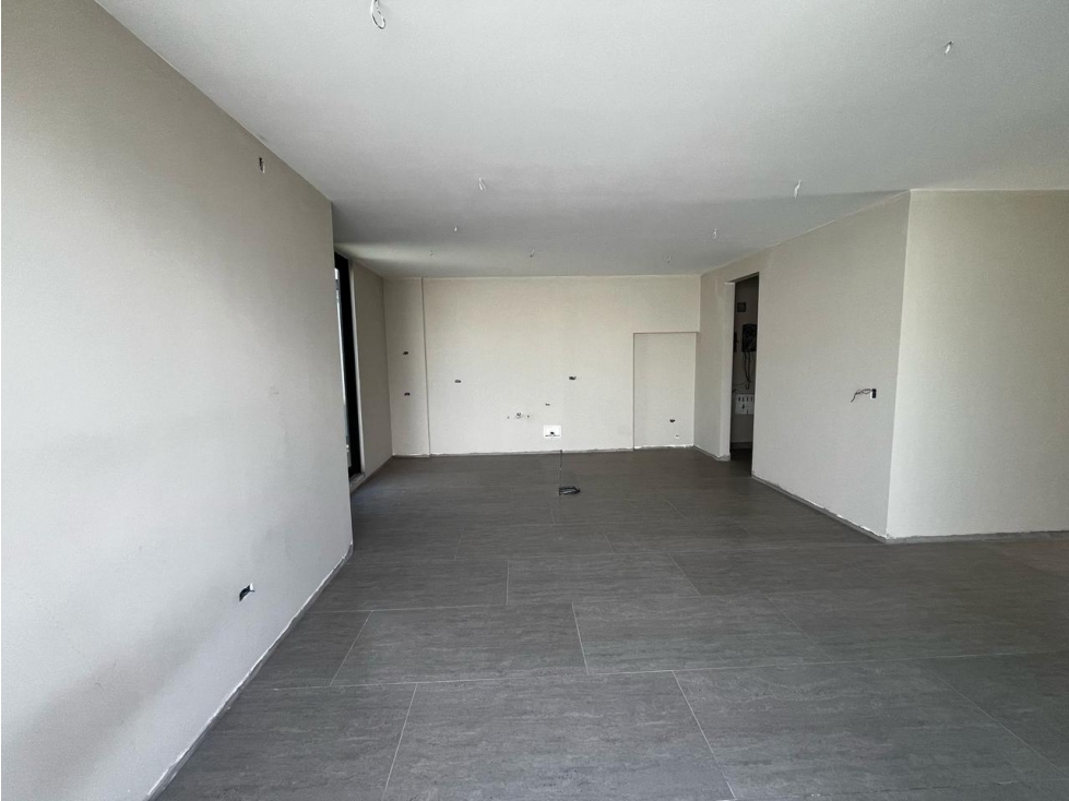 Casa moderna con jardín Yanazarapata Cumbayá | Innova Real Estate — foto 2