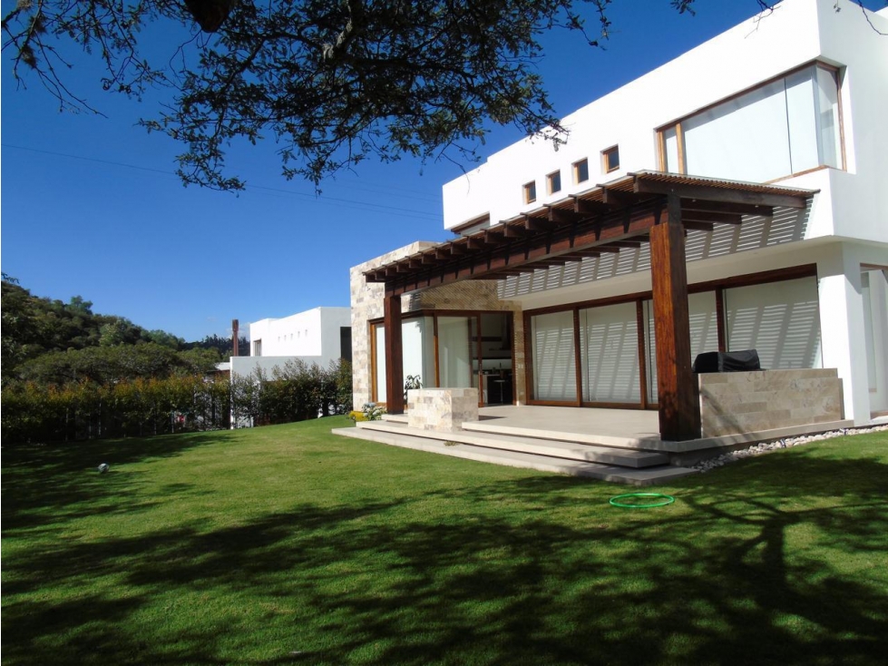 Casa sin amoblar en Renta en urbanizacion La Viña - 1