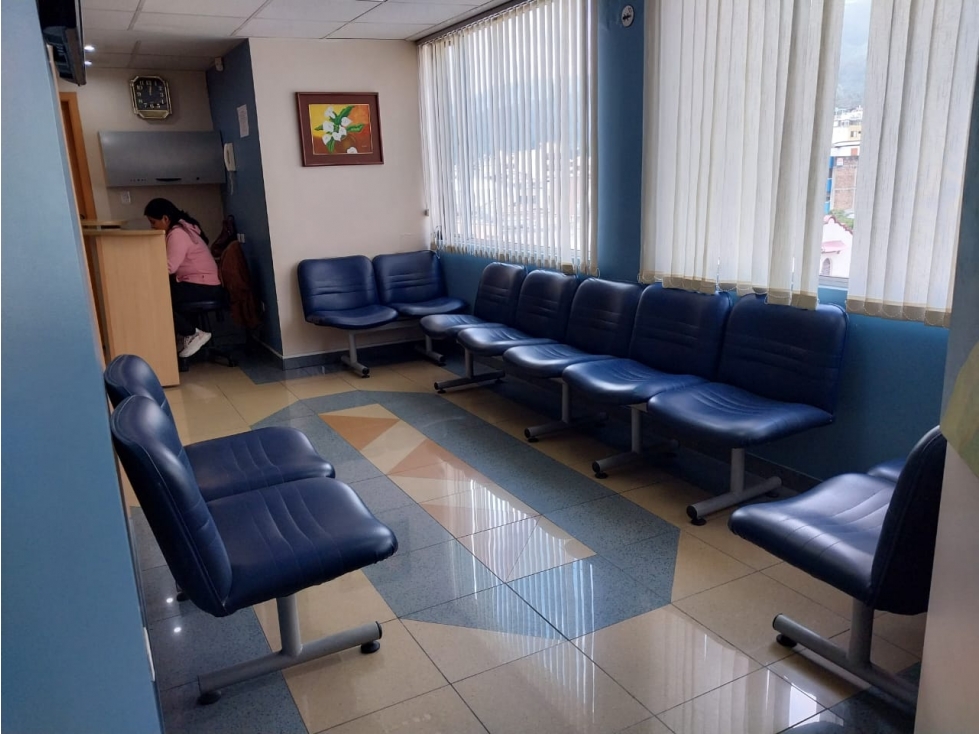 VENDO O ARRIENDO CONSULTORIO SECTOR AMÉRICA, CENTRO NORTE DE QUITO - 5