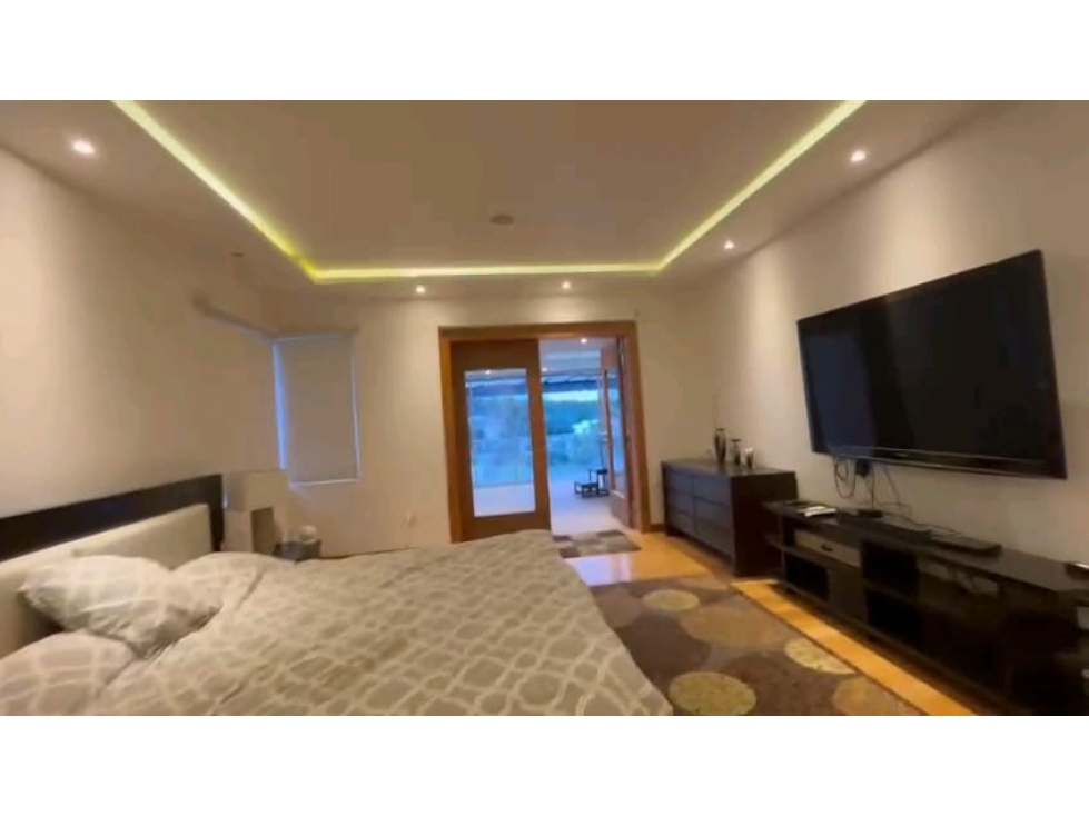 Casa de lujo en Venta con cine jardín y terraza en Quito Campo Alegre — foto 6
