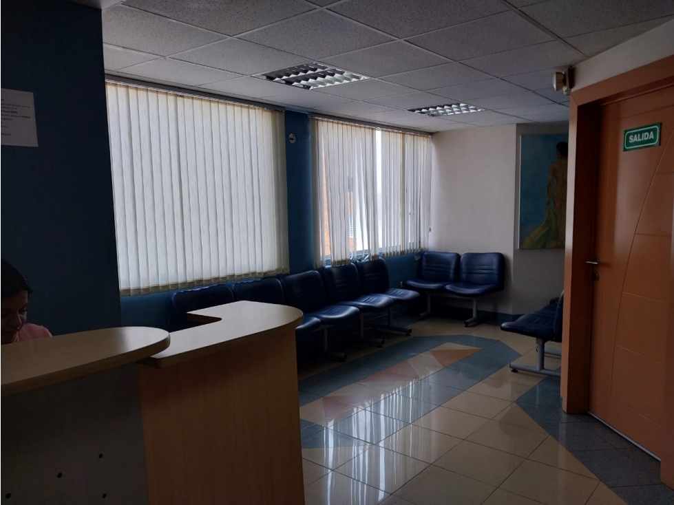 VENDO O ARRIENDO CONSULTORIO SECTOR AMÉRICA, CENTRO NORTE DE QUITO - 6