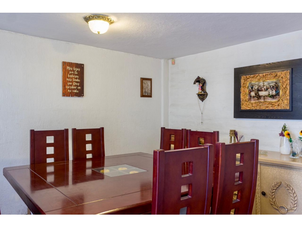 VENDO CASA CON SUITE, PONCEANO ALTO, NORTE DE QUITO — foto 6