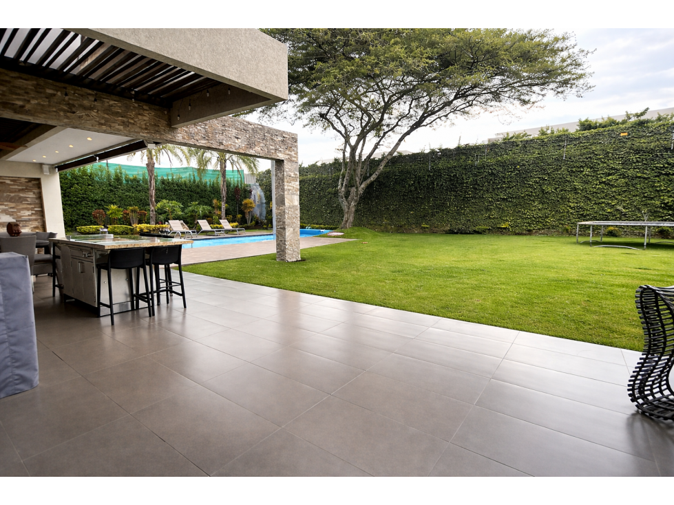 Casa de lujo en venta Cumbayá Jardines de Santa Inés