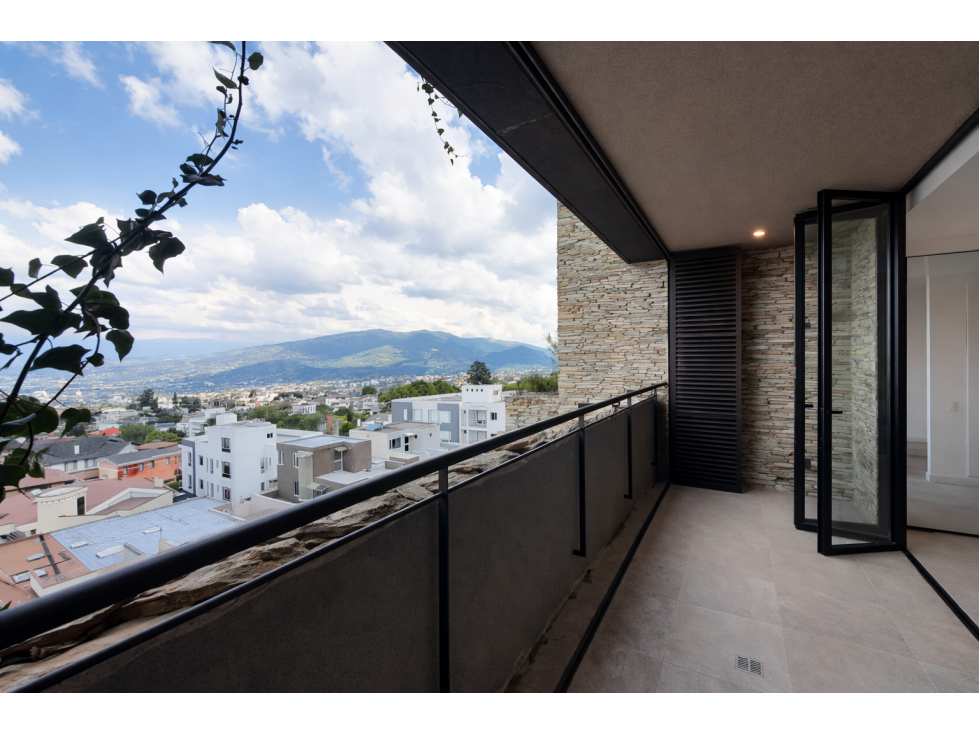 Venta de departamento con terraza en Aquarela Cumbayá 3 Hab — foto 5
