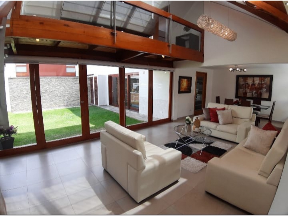 Casa de arriendo Cumbayá La Primavera Amoblada o sin Amoblar - 1