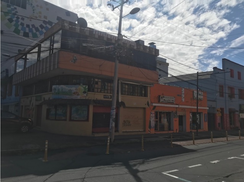 VENDO EDIFICIO RENTERO ESQUINERO LOCALES -RESTAURANTE- MARISCAL — foto 3