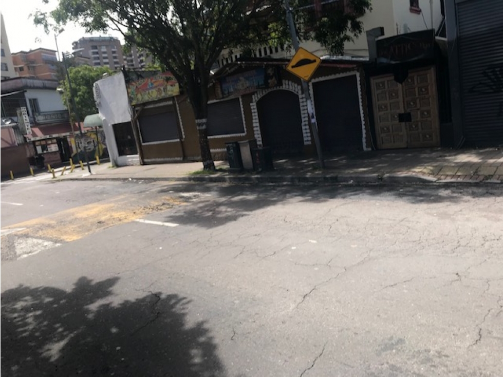 VENDO PROPIEDAD RENTERA JUAN LEON MERA-MARISCAL RESTAURANTES-LOCALES — foto 3