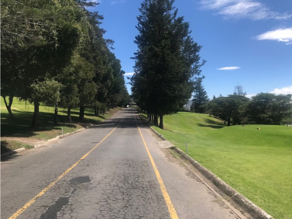 VENDO TERRENO JUNTO AL CLUB ARRAYANES INCREIBLE VISTA — foto 2