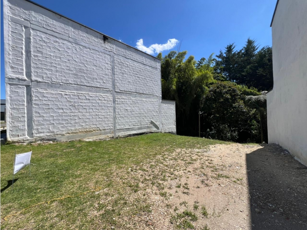 LOTE ENTRE LLANOGRANDE Y SAN ANTONIO UNIDAD CERRADA — foto 2
