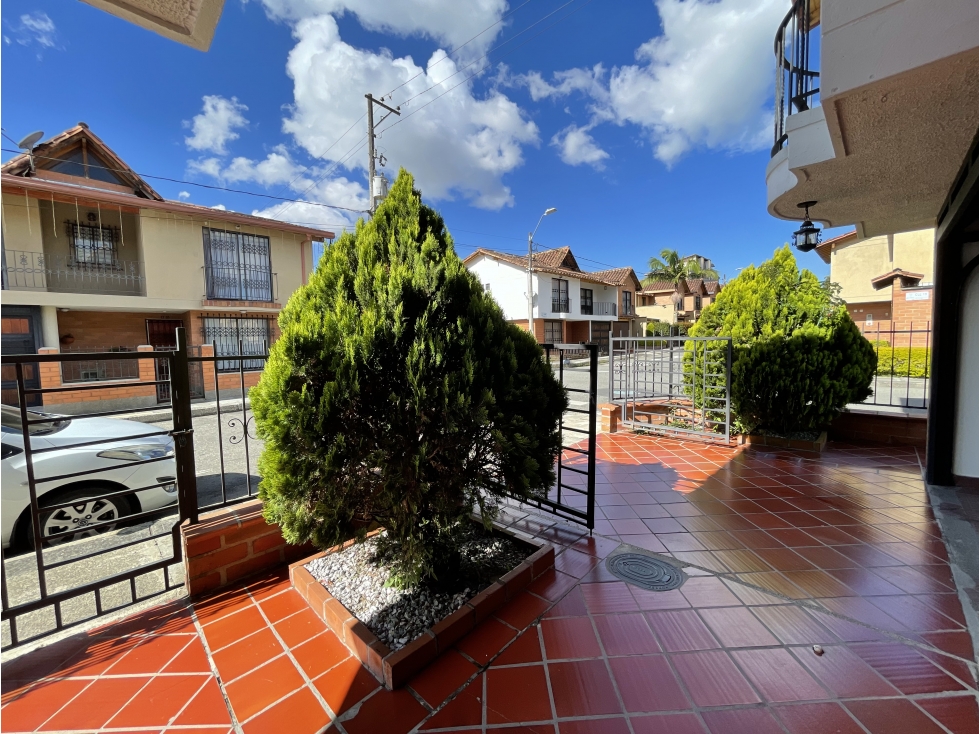 CASA EN SAN ANTONIO DE PEREIRA (RIONEGRO) — foto 2